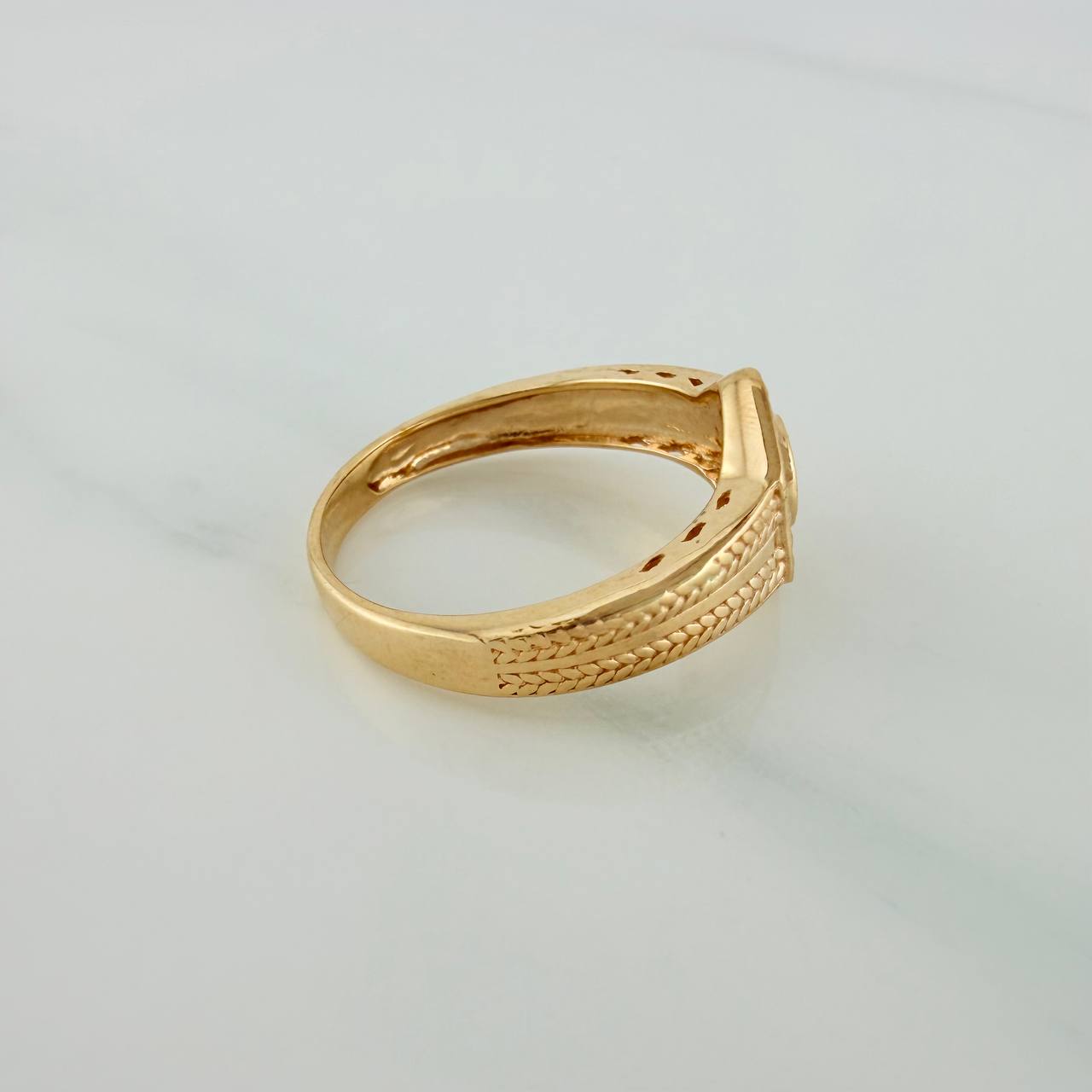 Anillo Mercedes 5gr / T9 / Dos Oros Amarillo Blanco 18K $