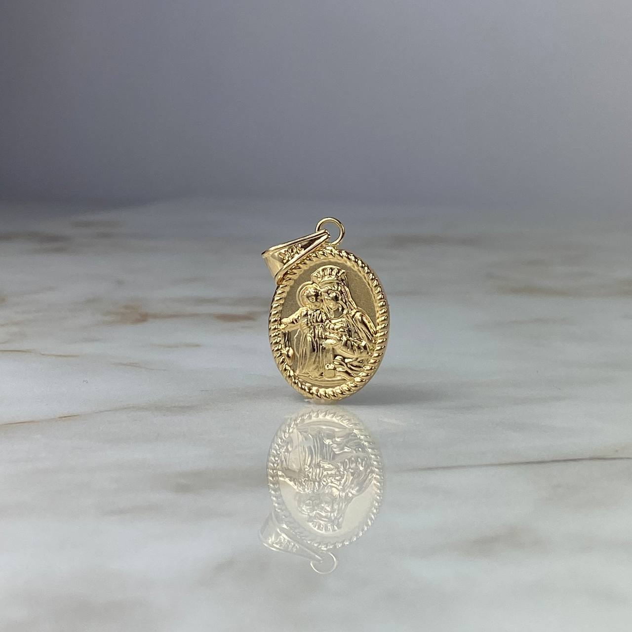 Dije Virgen del Carmen 2.05gr / 3.4cm Troquelado Oro Amarillo