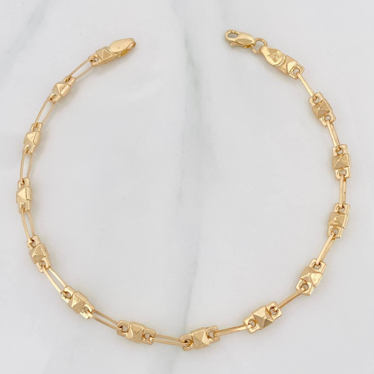 Pulso Rustica Rombo 3.75g / 21cm / 4.31mm Oro Amarillo 18K