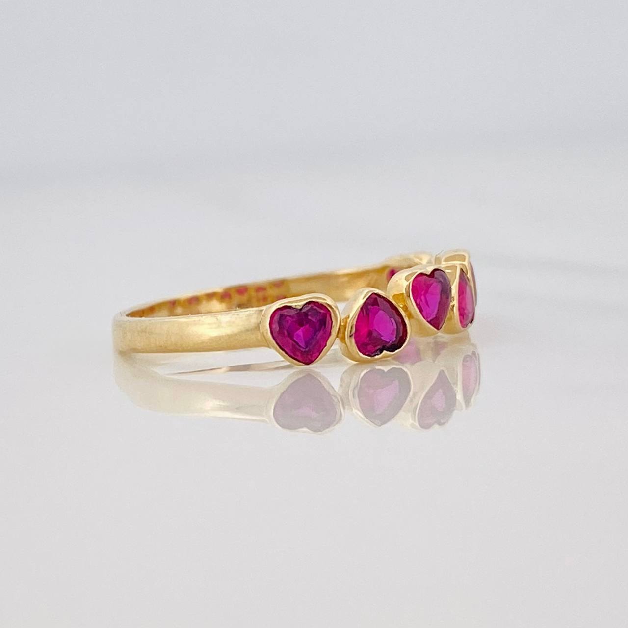 Anillo Corazones 1.8g / T6 1/2 Oro Amarillo 18K