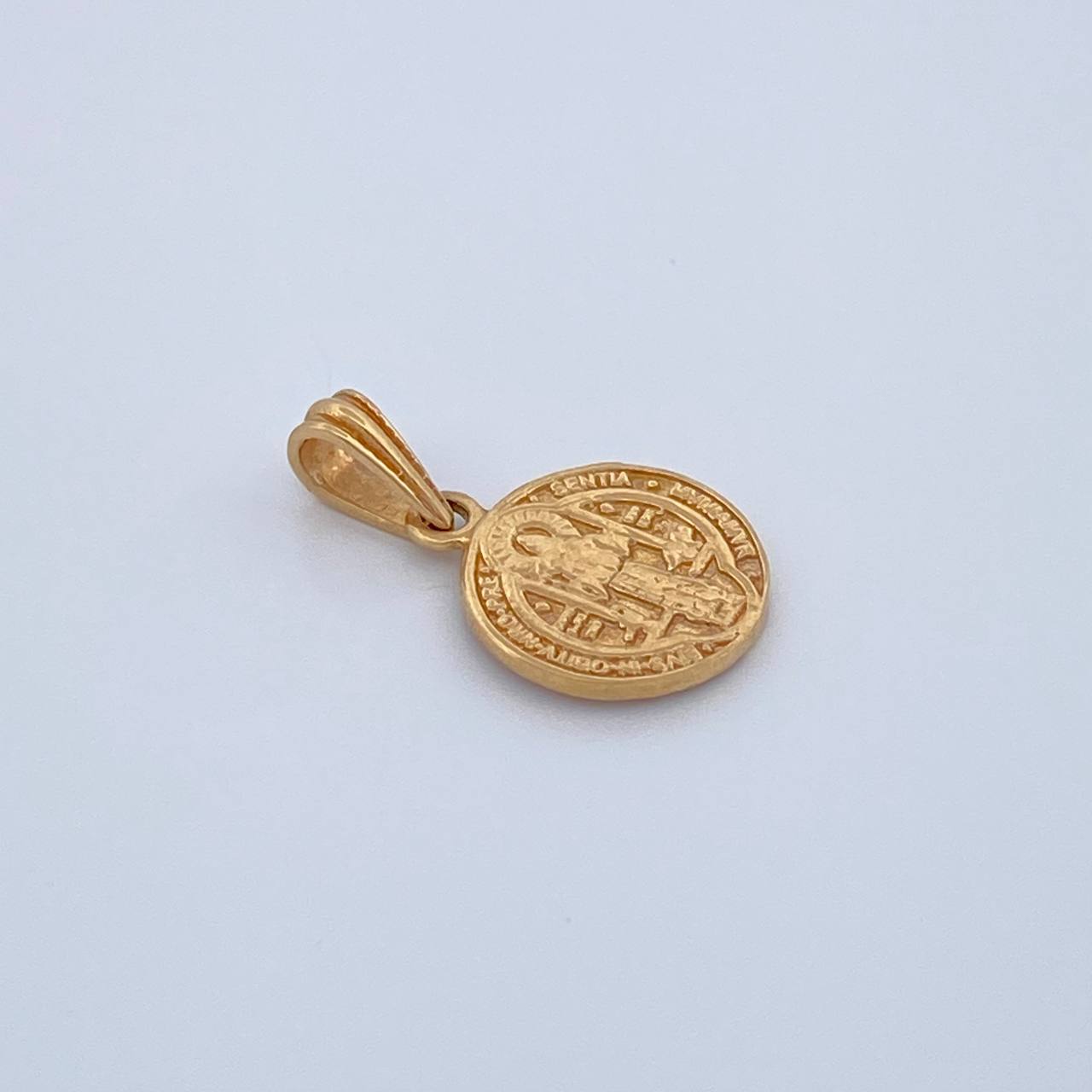 Dije San Benito 1.65gr / 2cm / Oro Amarillo 18K $