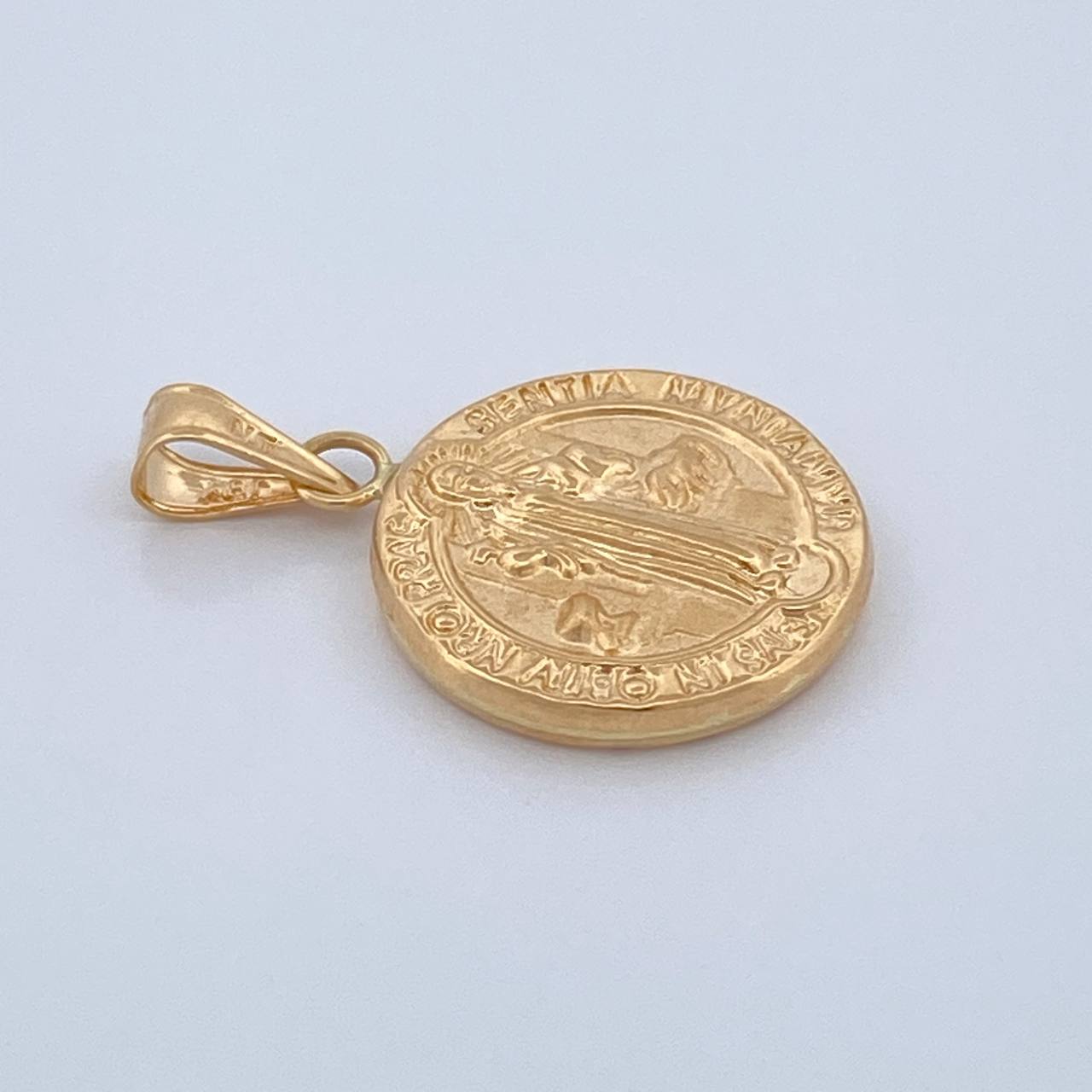 Dije San Benito 1.35gr / 2.5cm / Oro Amarillo 18K $