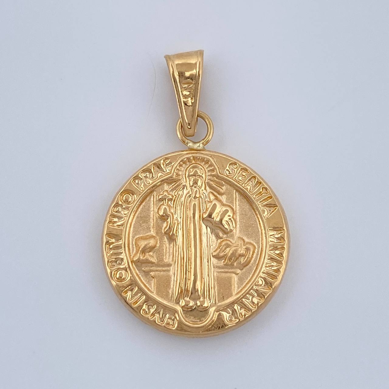 Dije San Benito 1.35gr / 2.5cm / Oro Amarillo 18K $