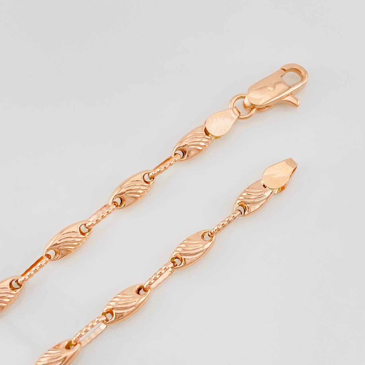 Pulso Rustico 4.6g / 20.5cm / 3.65mm Oro Rosa 18K