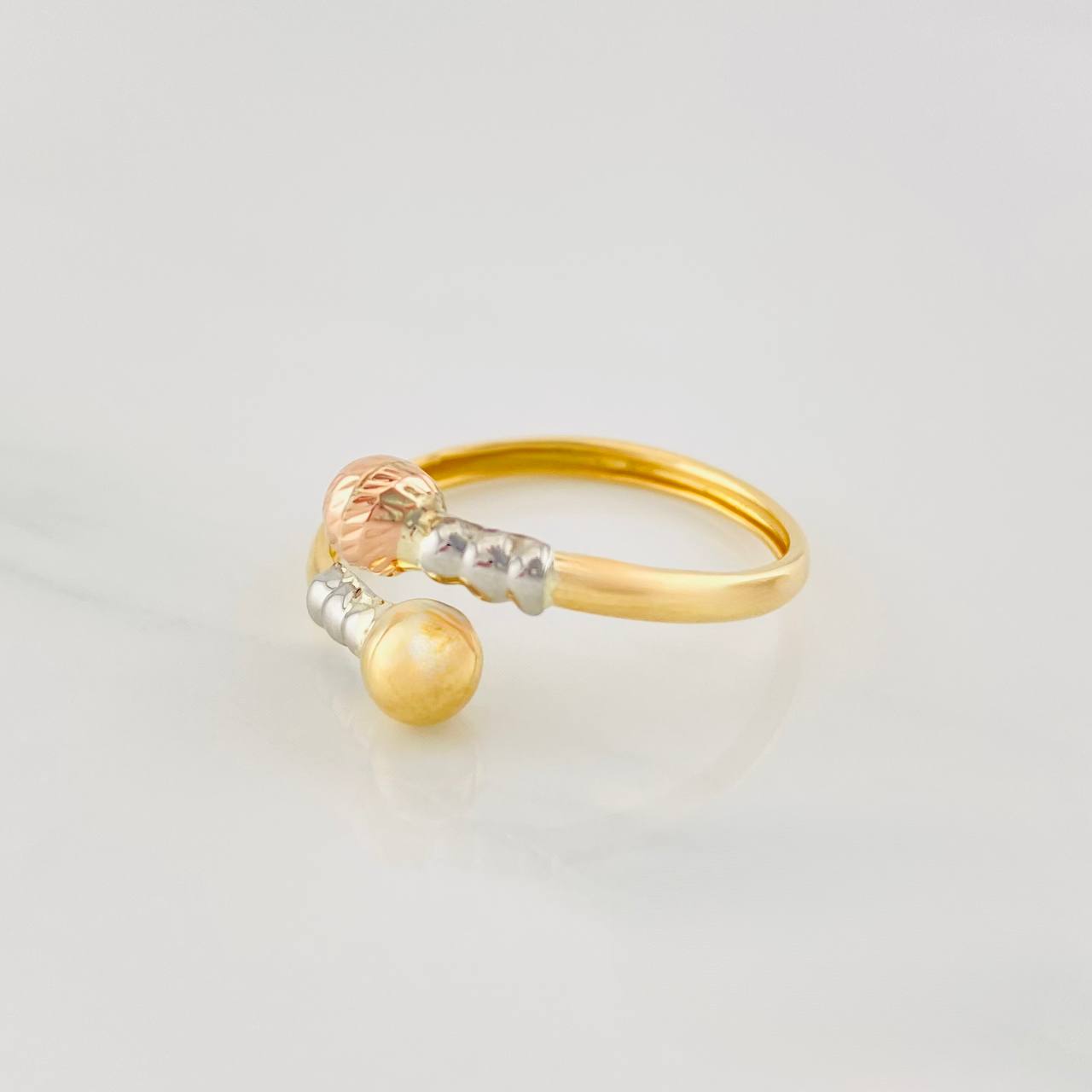 Anillo Tu y Yo 1.35g / T9 1/4 Tres Oros 18K