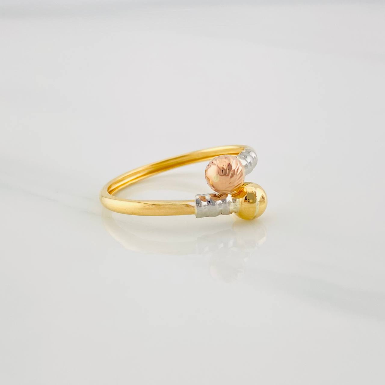 Anillo Tu y Yo 1.35g / T9 1/4 Tres Oros 18K