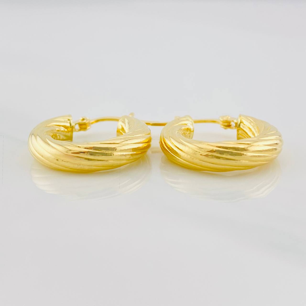 Candongas Mary 2.55g / 1.9cm Oro Amarillo 18K