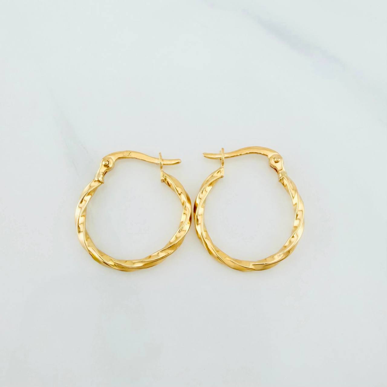 Candongas Kari 1.1 g / 2 cm Oro Amarillo 18K