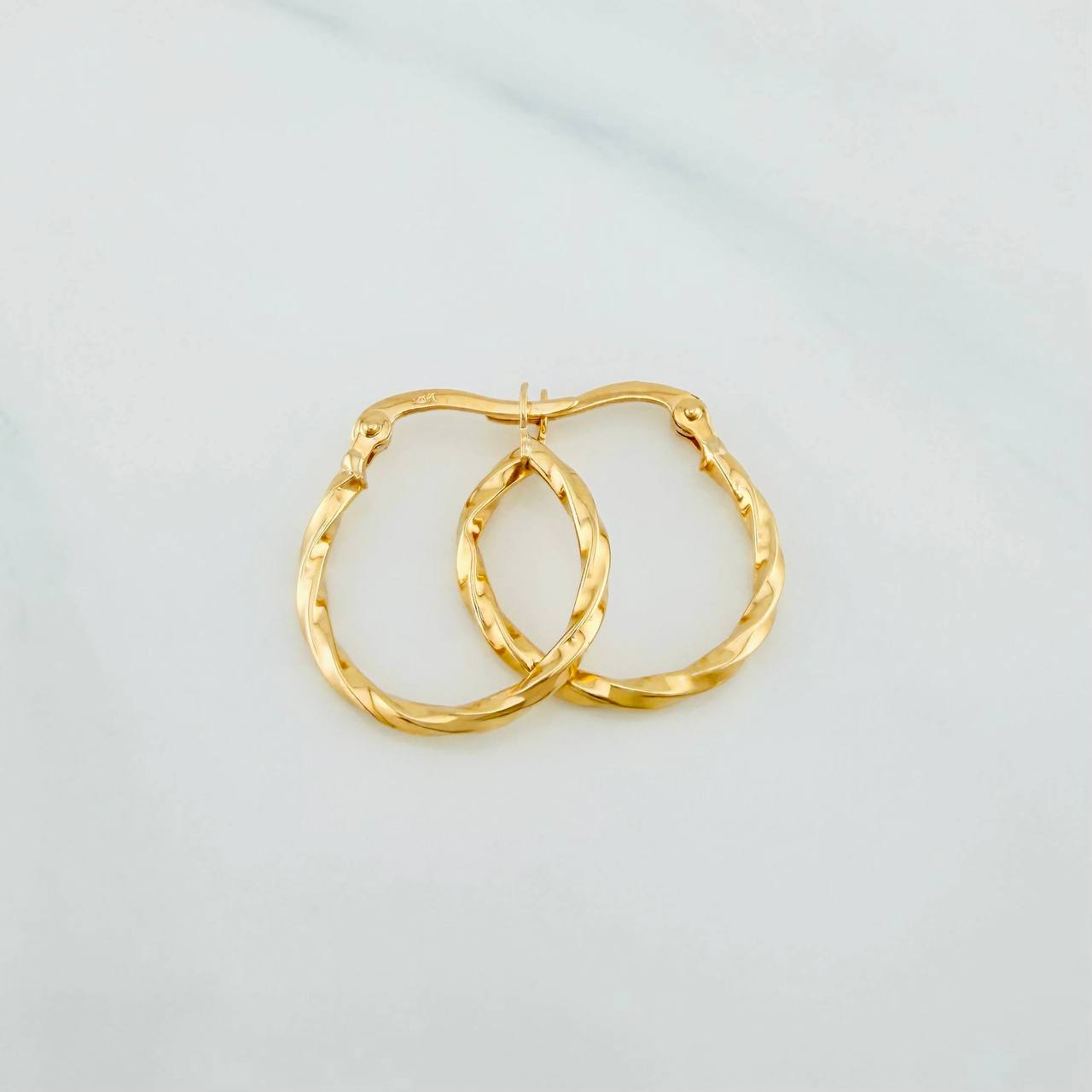 Candongas Kari 1.1 g / 2 cm Oro Amarillo 18K