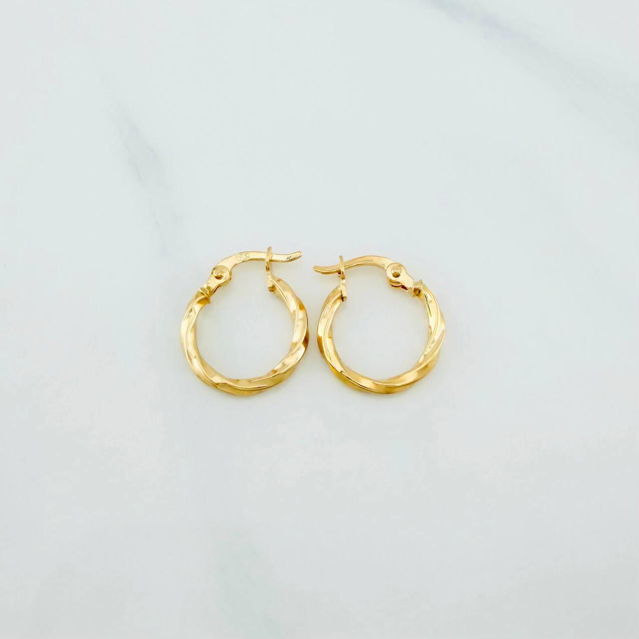 Candongas Kari 0.85 g / 1.5 cm Oro Amarillo 18K