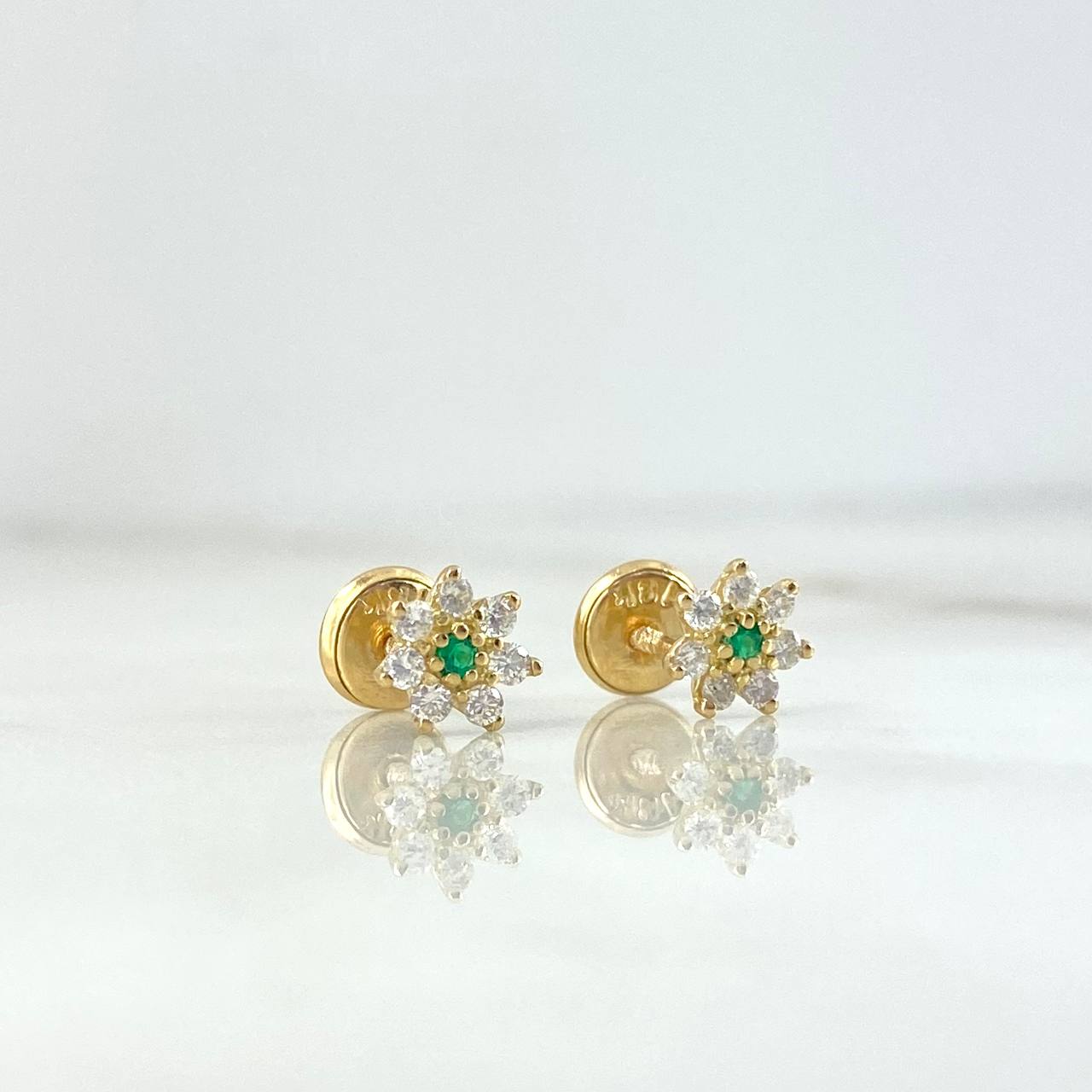 Topos Flor Driada 0.95gr / 0.6cm / Esmeraldas 3pts - Diamantes Blancos 19pts Oro Amarillo (Joya) ©