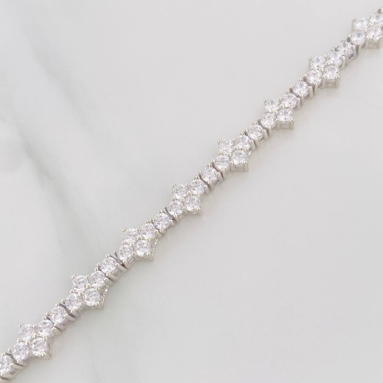 Pulso Flores 10.4 g / 19 cm / 6.33 mm Plata 925