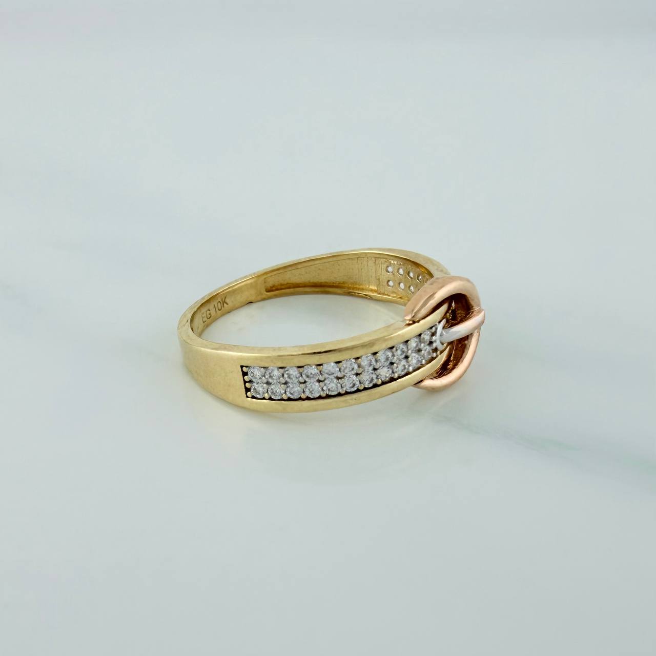 Anillo Correa 2.2gr / T6 3/4 / Tres Oros 18K $