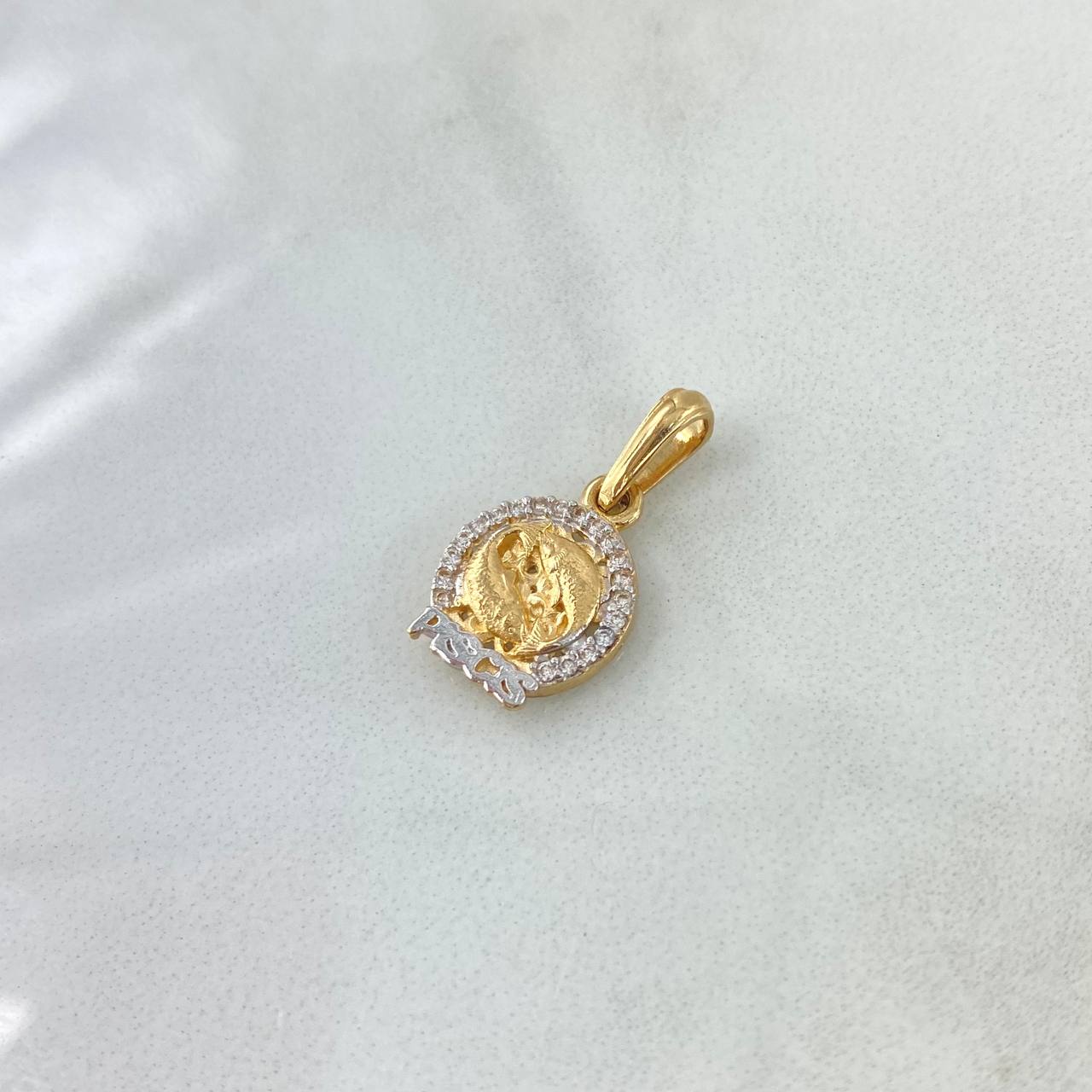 Dije Signo Piscis 1.7gr / 2.5cm / Circones Blancos Oro Amarillo 18K (Oferta) ©