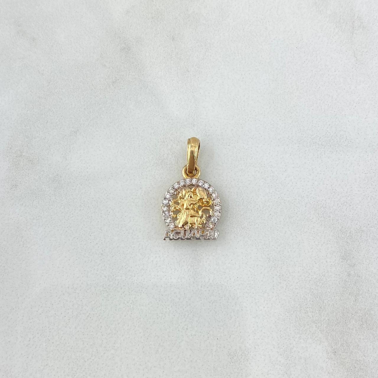 Dije Signo Acuario 1.5gr / 2cm / Circones Blancos Oro Amarillo 18K (Oferta) ©
