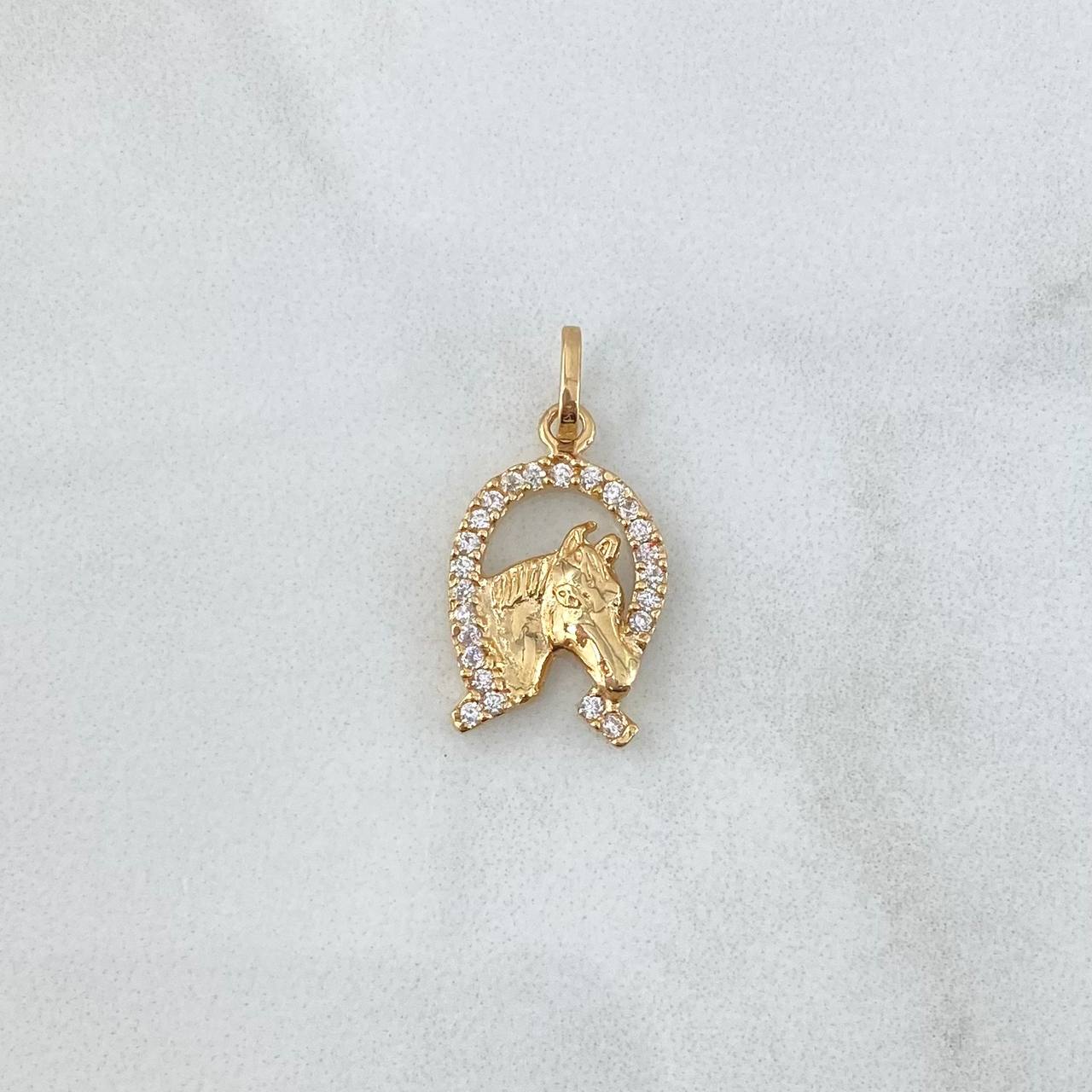 Dije Herradura Caballo 1.9gr / 3cm / Circones Blancos Oro Amarillo 18K ©
