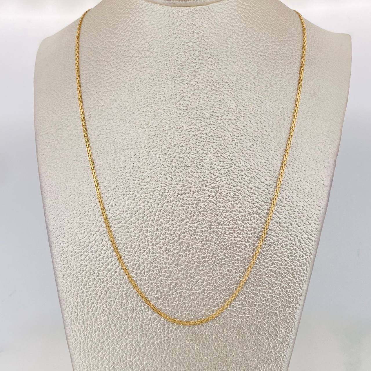Cadena China 4.2g / 60cm / 1.79mm Oro Amarillo 18K