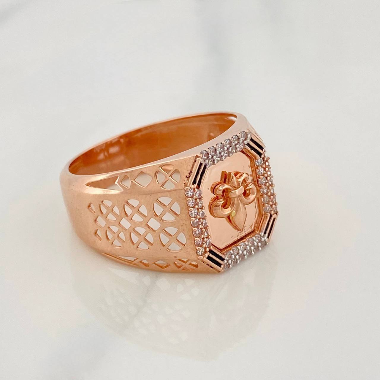 Anillo Sello Flor Lis 7.1g / T10 Dos Oros Blanco Rosa 18K