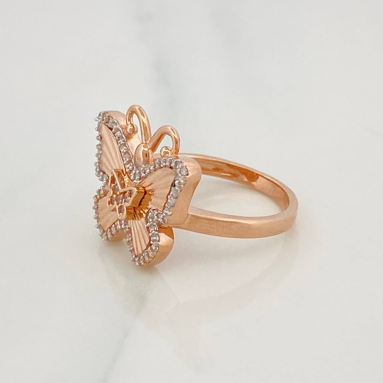Anillo Mariposa 3.7g / T6 Dos Oros Blanco Rosa 18K