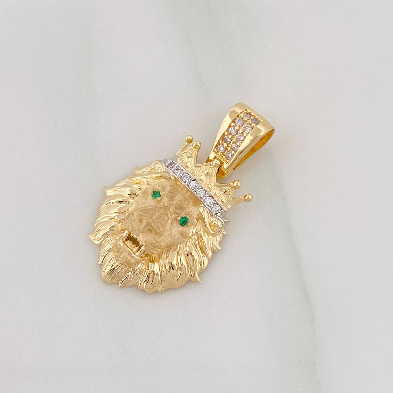 Dije Leon 3.35g / 2.05cm Dos Oros Amarillo Blanco 18K