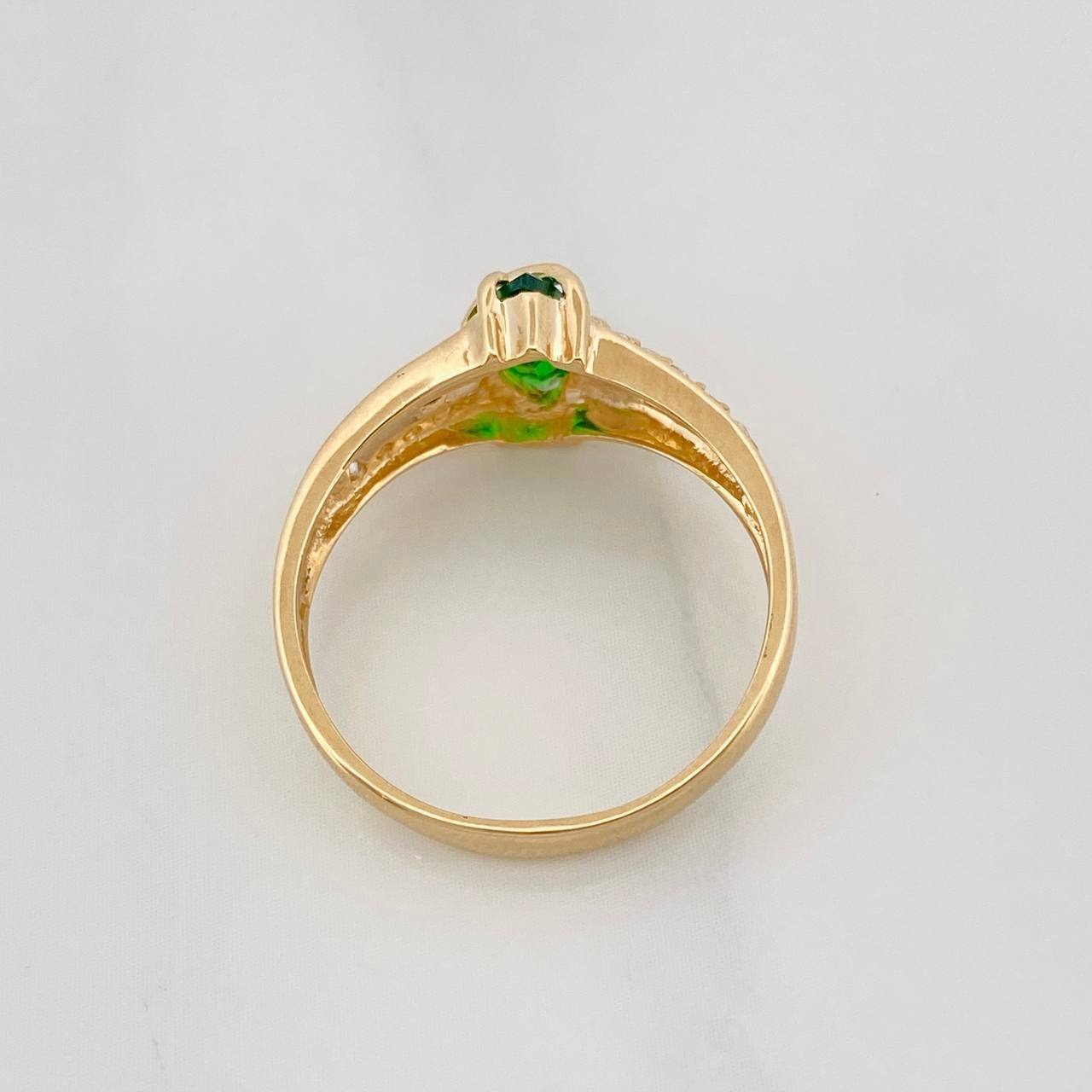 Anillo Solitario Rombo 2.75g / T7 1/4 Oro Amarillo 18K