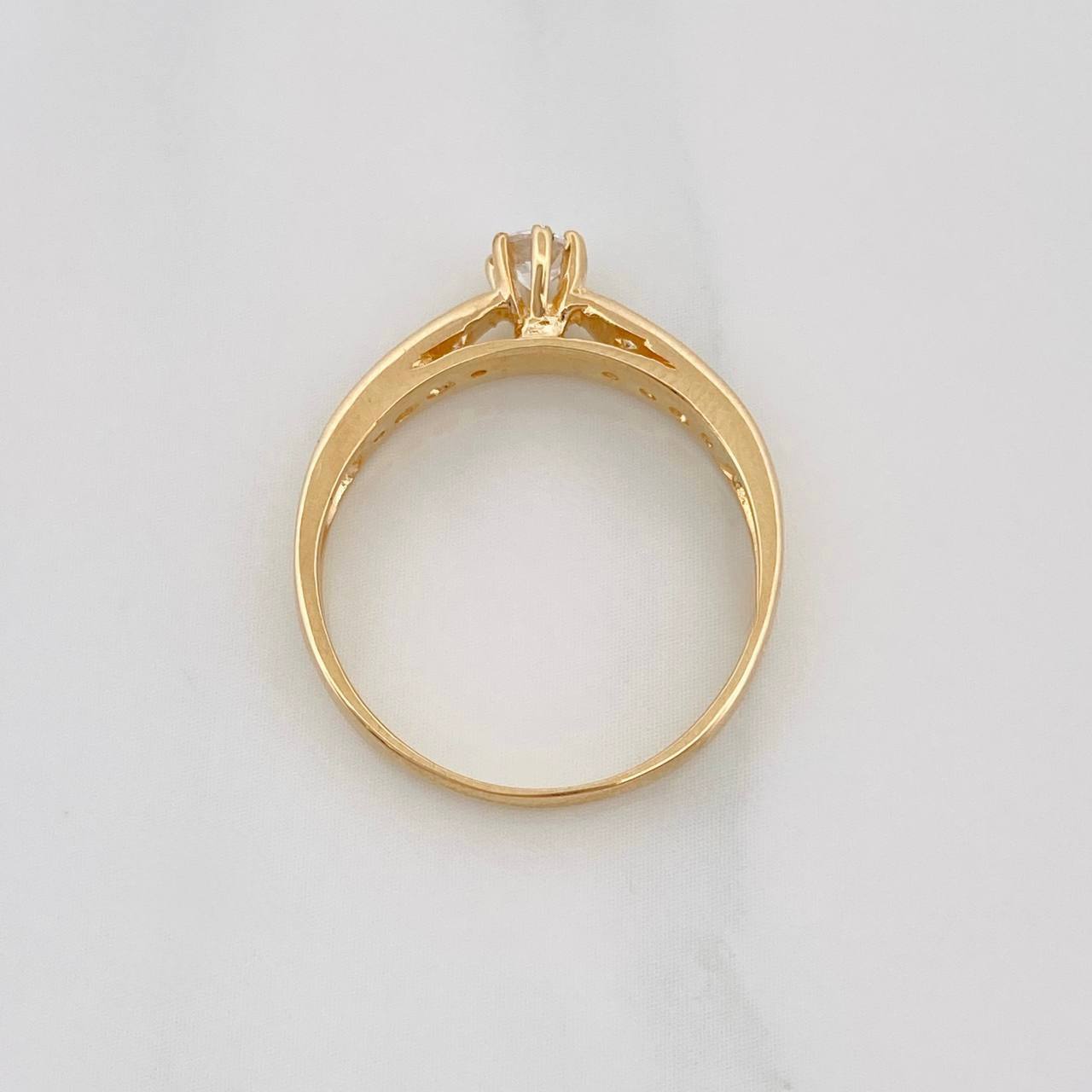 Anillo Solitario 2.6g / T6 1/2 Oro Amarillo 18K