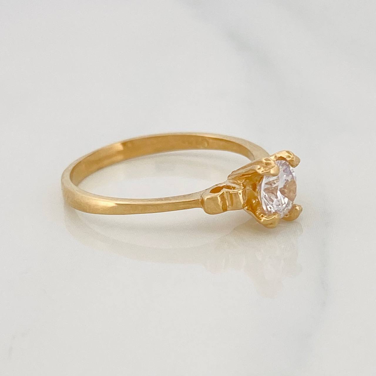 Anillo Solitario 2.3g / T6 1/4 Oro Amarillo 18K