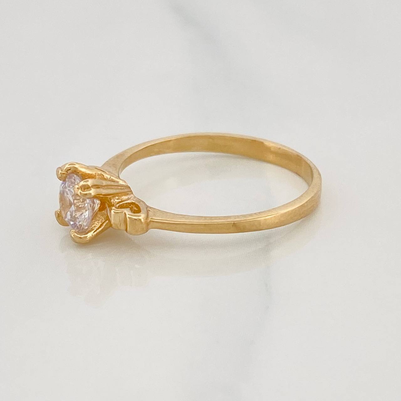 Anillo Solitario 2.3g / T6 1/4 Oro Amarillo 18K