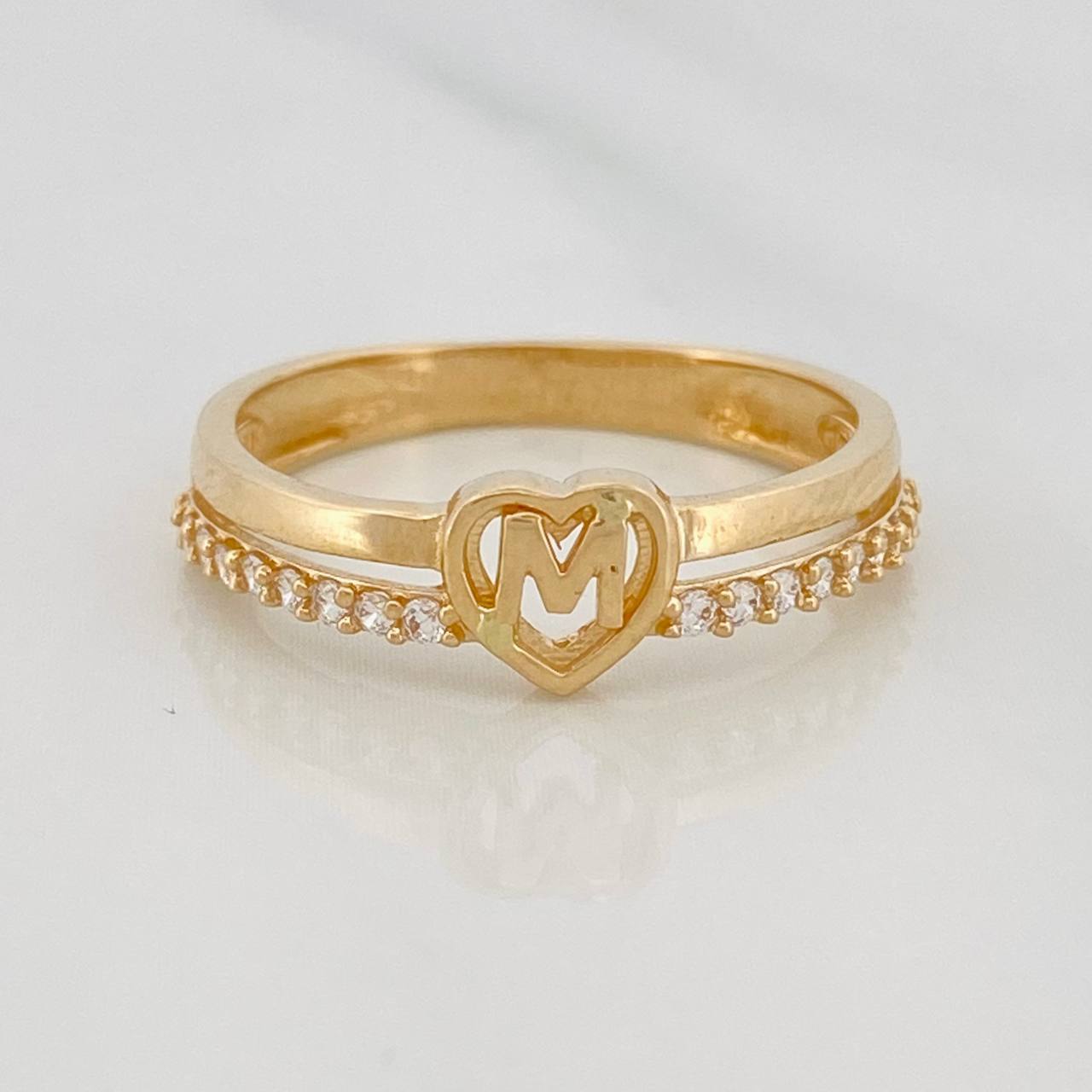 Anillo Corazon M 2.55g / T7 Oro Amarillo 18K