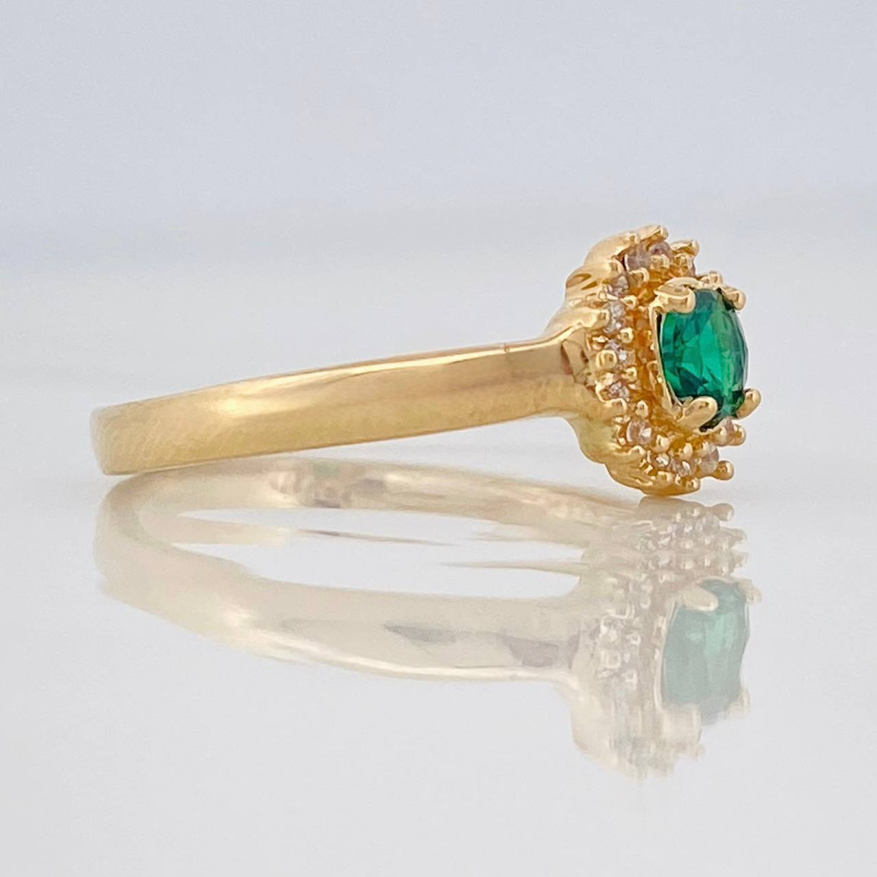 Anillo Solitario Halo 2.35g / T7 1/2 Oro Amarillo 18K