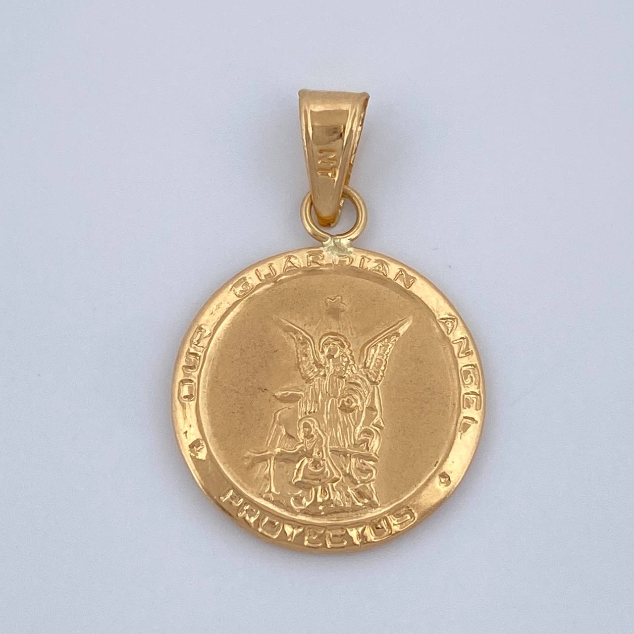 Dije Angel De La Guarda 1.2gr / 2.3cm / Oro Amarillo 18K $