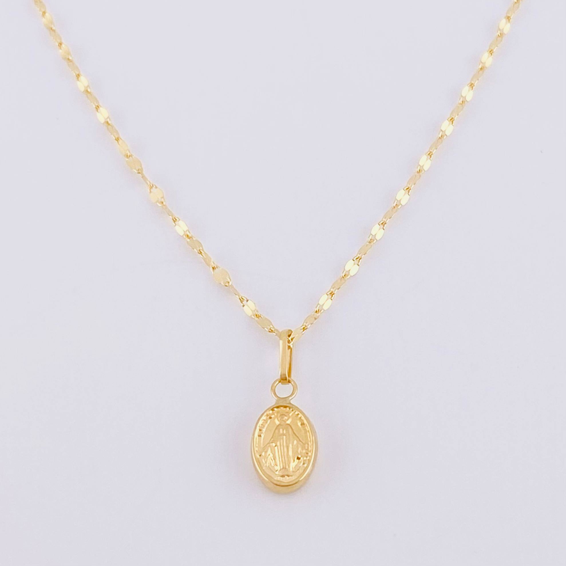 Set Cadena Flor Espejo + Dije Virgen Milagrosa / 1.2g / 45cm Oro Amarillo 18K