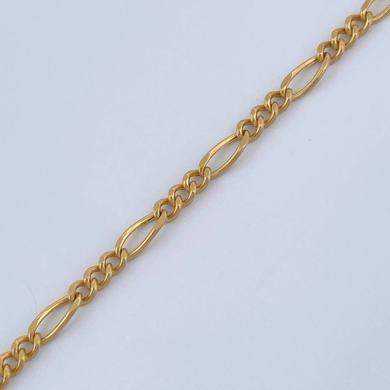 Pulso Figaro 0.9gr / 18cm / 1.8mm Oro Amarillo +1 18K $