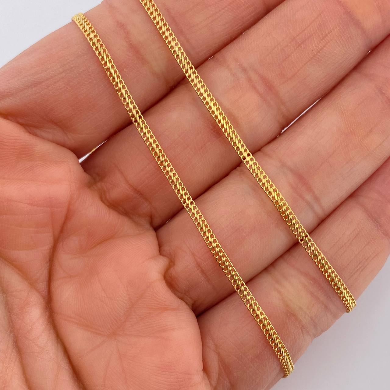 Cadena Sedusa 2.25gr / 50cm / 2.15mm Oro Amarillo +3 18K $