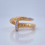 Anillo Clavo 3.4gr / T5 1/4 / Dos Oros Amarillo Blanco 18K %