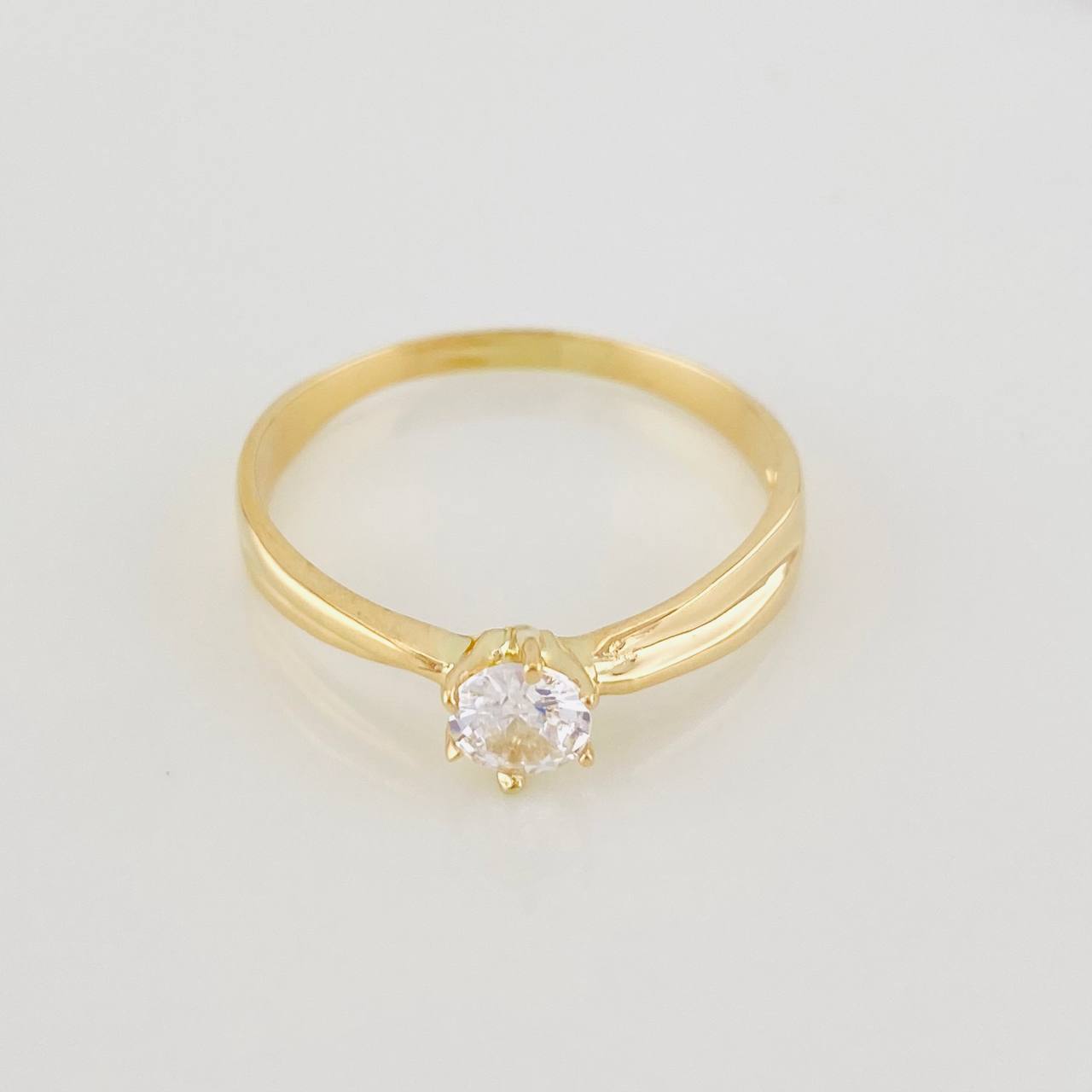 Anillo Solitario 1.95g / T8 Oro Amarillo 18K
