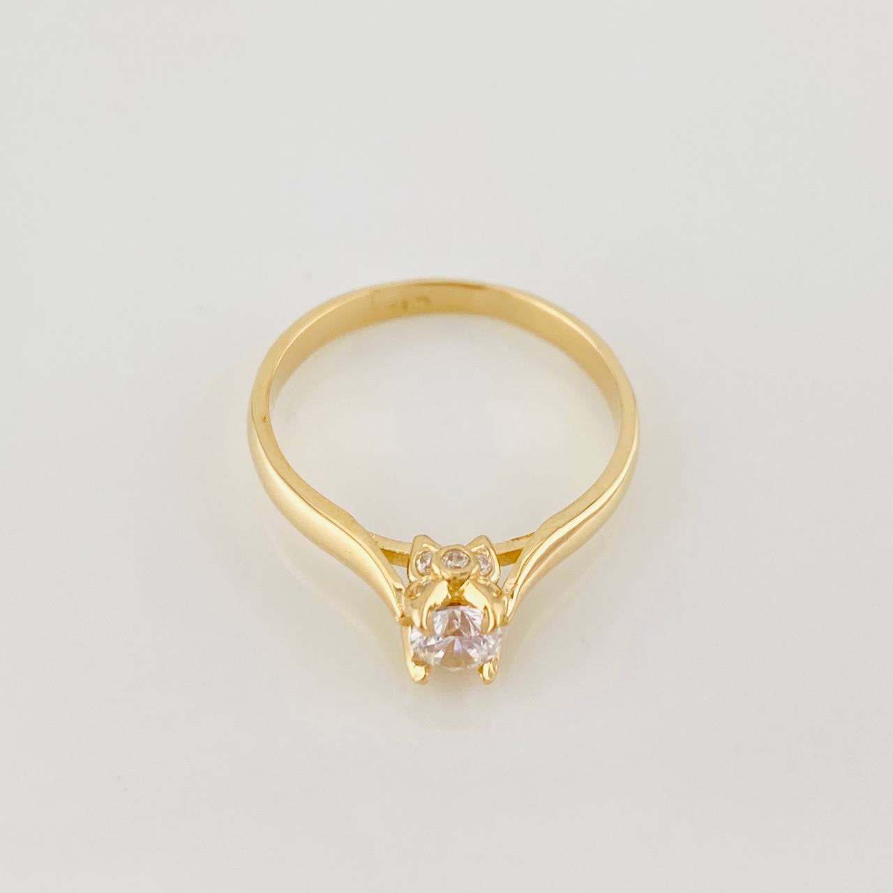Anillo Solitario Mariposa 2.4g / T6 Oro Amarillo 18K