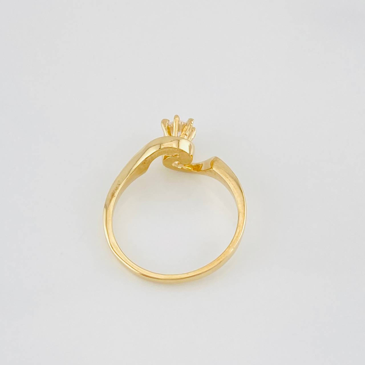 Anillo Olas 2.35g / T5 1/4 Oro Amarillo 18K