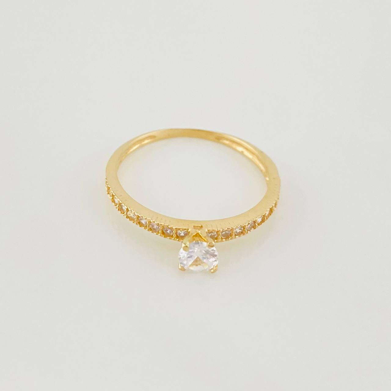 Anillo Solitario Churumbela 1.4g / T6 Oro Amarillo 18K