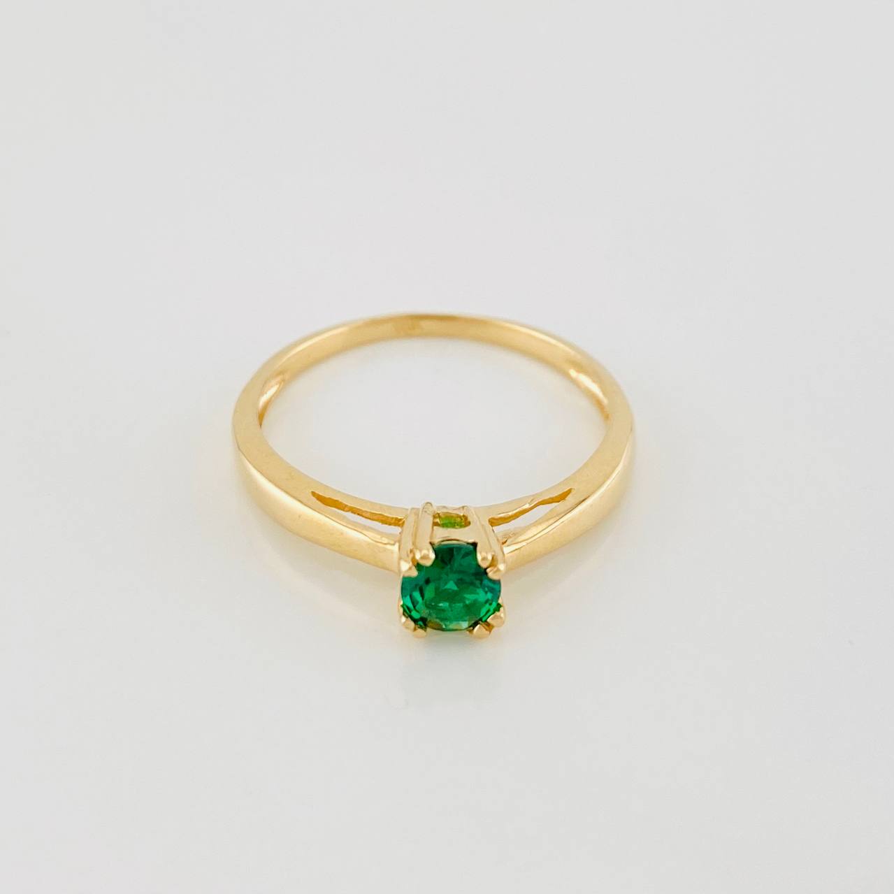 Anillo Solitario 2.15g / T7 1/4 Oro Amarillo 18K