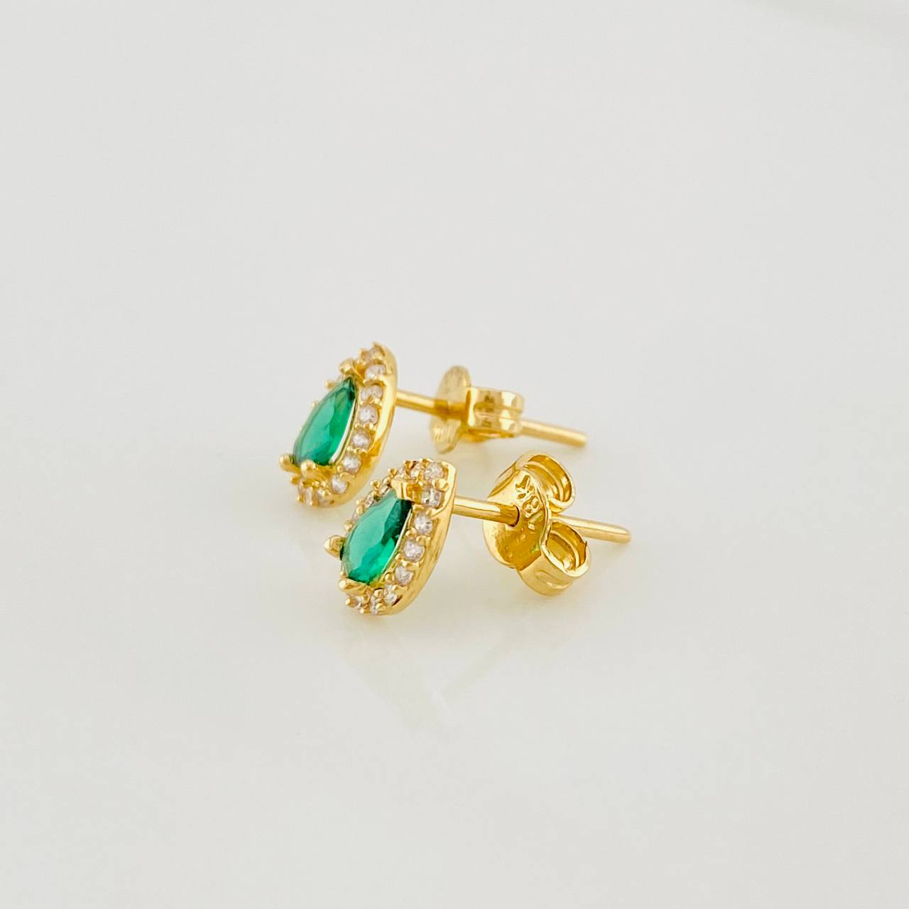 Topos Halo Gota 1.15g / 5.7mm Oro Amarillo 18K
