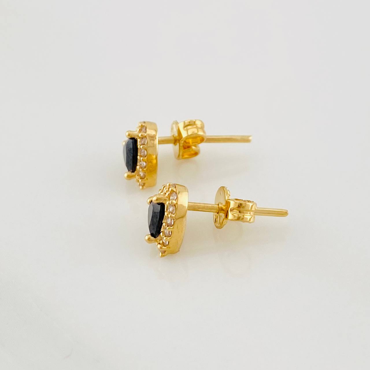 Topos Halo Corazón 1.7g / 6.7mm Oro Amarillo 18K