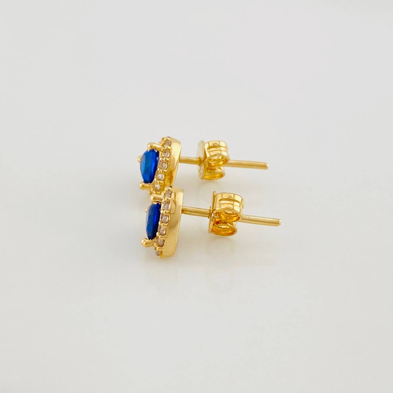 Topos Halo Corazón 1.65g / 6.7mm Oro Amarillo 18K