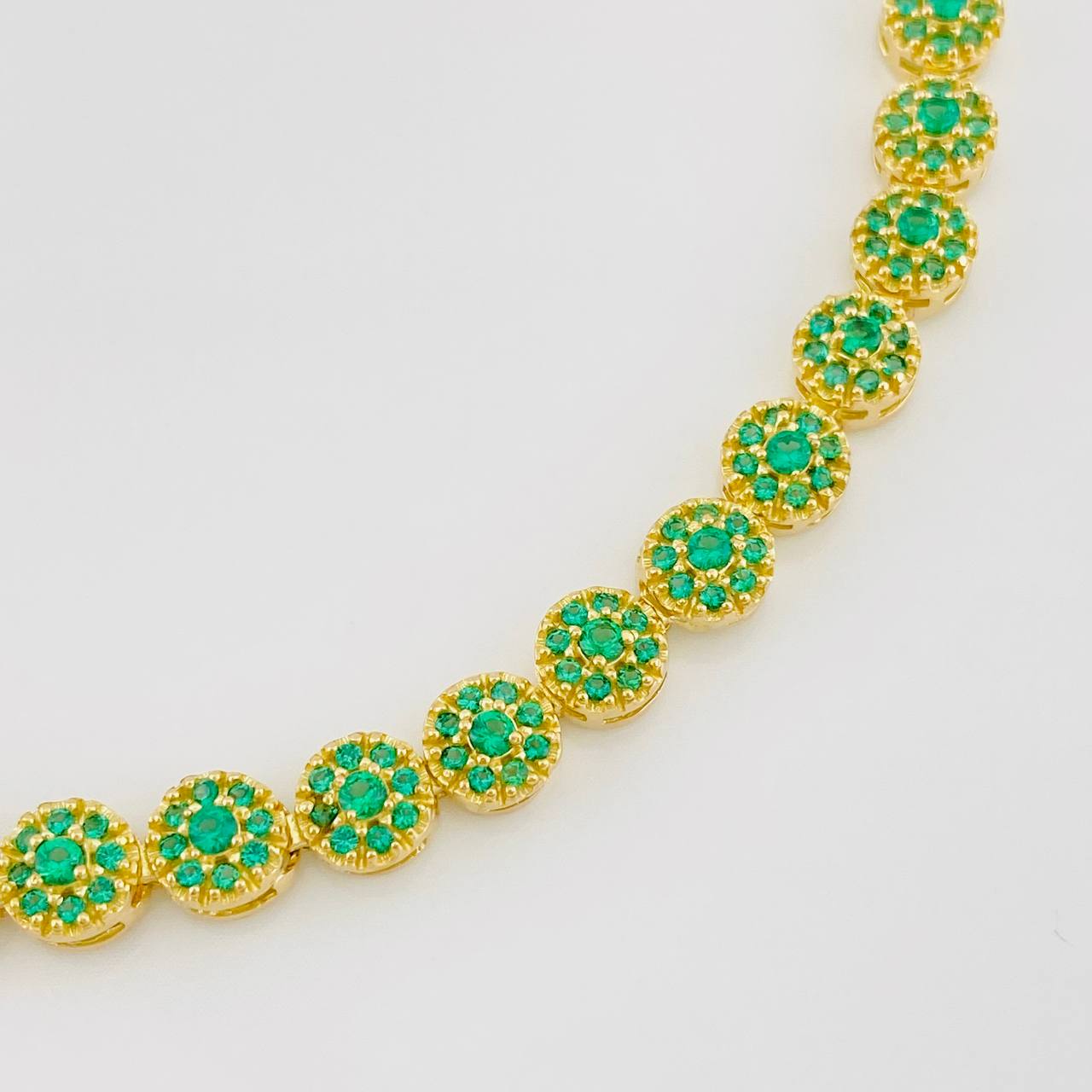 Pulso Circulos 11.5g / 18.5cm / 5.2mm Oro Amarillo 18K