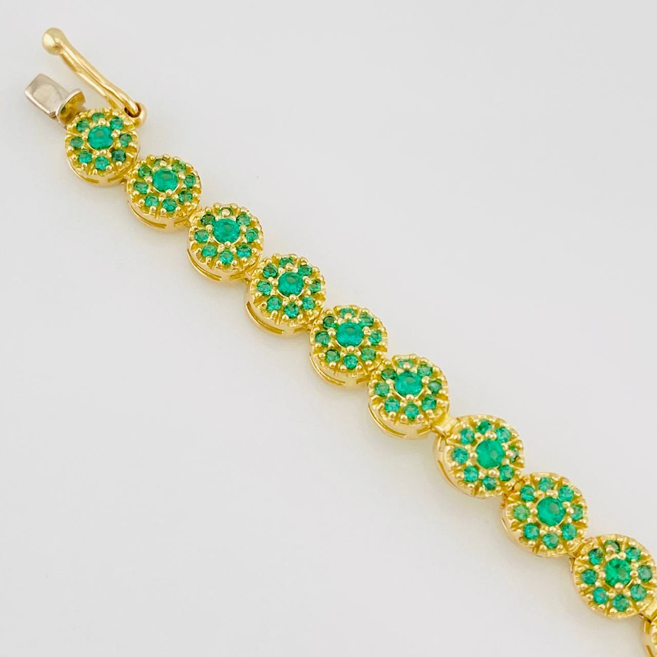 Pulso Circulos 11.5g / 18.5cm / 5.2mm Oro Amarillo 18K