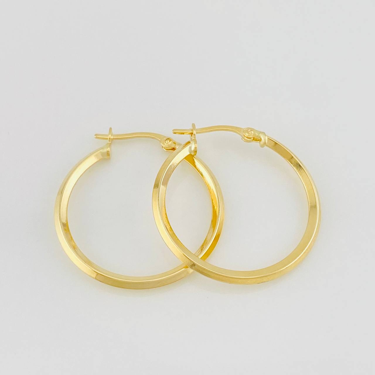 Candongas Clau 1.45g / 2.7cm Oro Amarillo 18K
