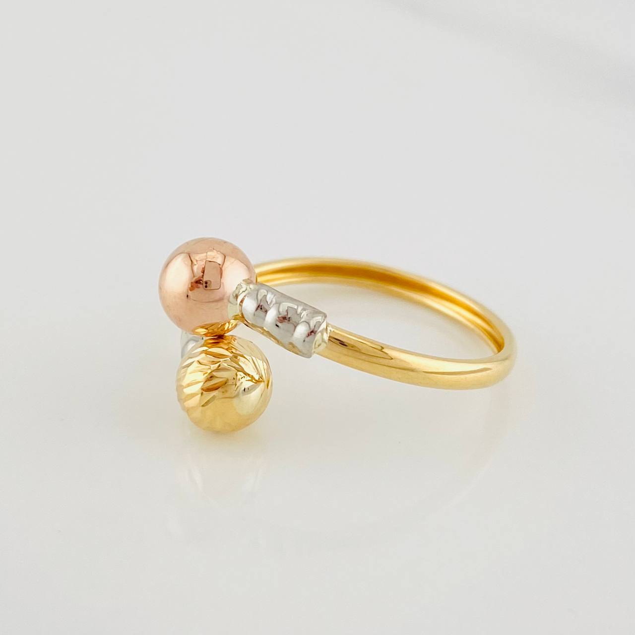 Anillo Tu y Yo 1.45g / T8 1/4 Tres Oros 18K
