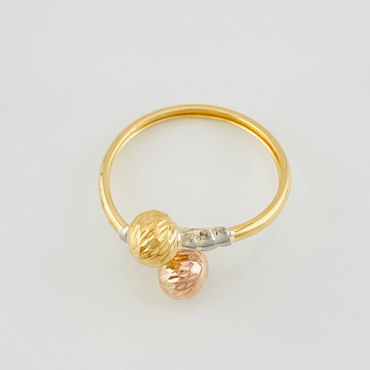 Anillo Tu y Yo 1.5g / T8 1/4 Tres Oros 18K