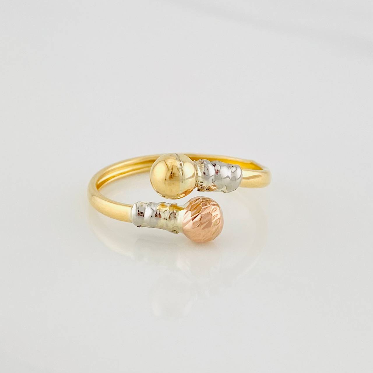 Anillo Tu y Yo 1.35g / T9 1/2 Tres Oros 18K