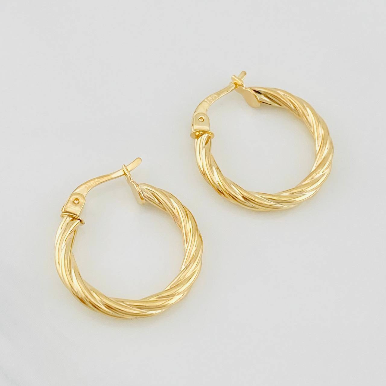 Candongas Mary 1.7g / 2cm Oro Amarillo 18K